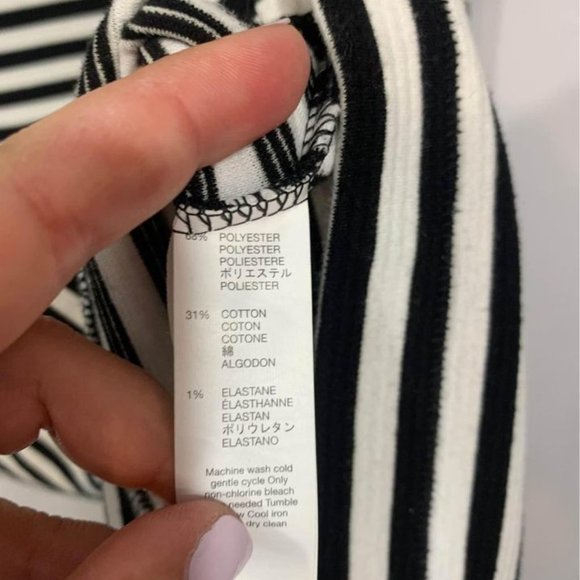 GAP woman’s black and white striped dress. Sheath dress. Size small. New… - Picture 6 of 6